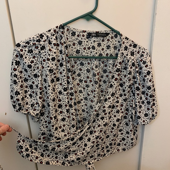 Zara Floral Wrap Top - Picture 1 of 4